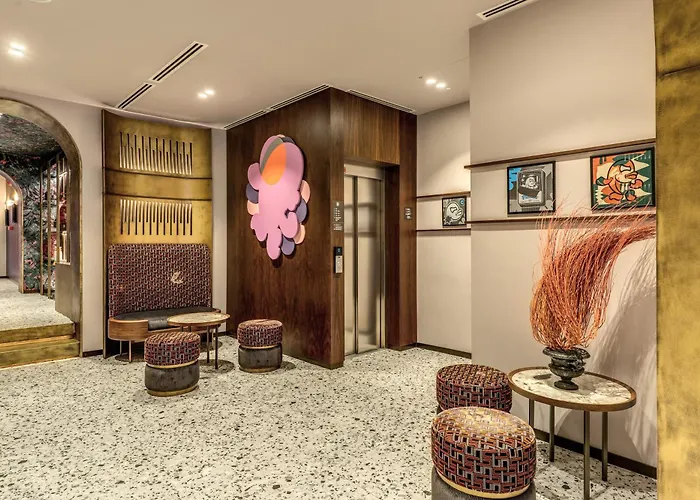 Hotel The Steps - By Eitch Collection 4*